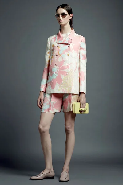 Look 24